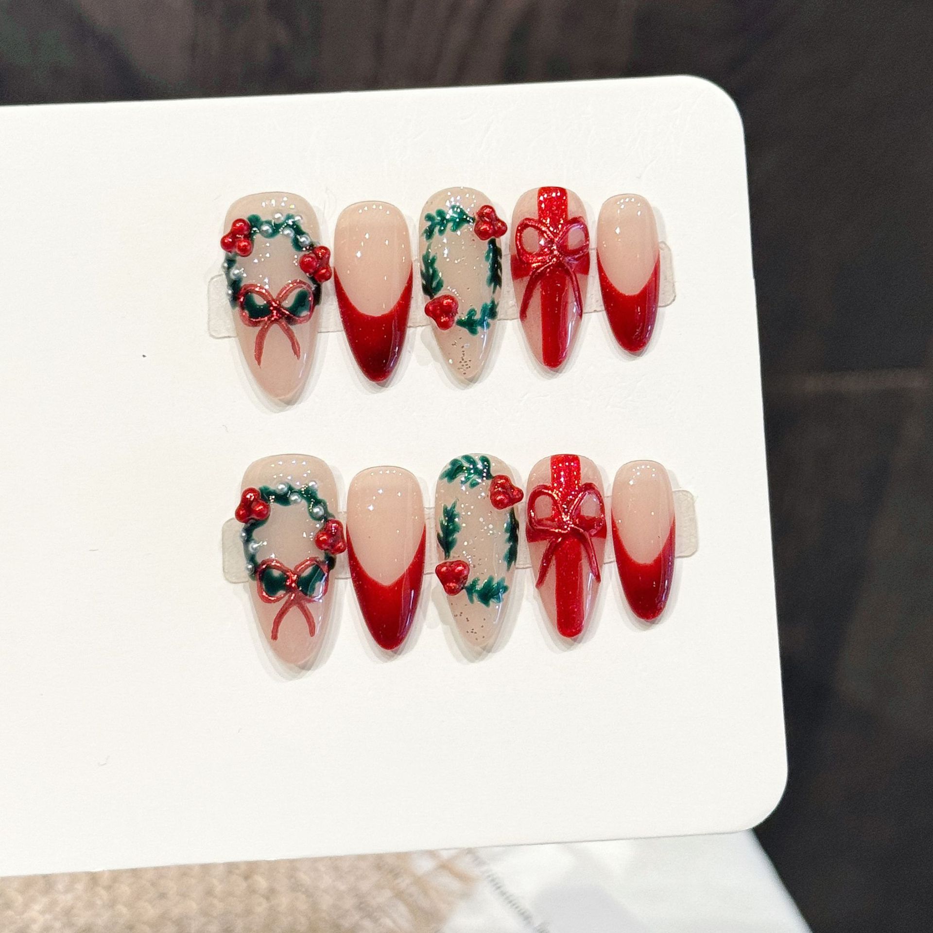 크리스마스 레드 누드 미디엄 아몬드 프레스온 네일 10 - Nail Art Press On 리뷰 및 가격